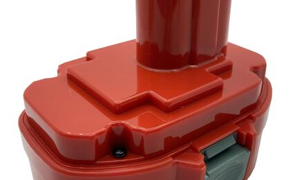Аккумулятор для шуруповерта Makita 1822 BDF452HW 2.0Ah 18V красный Ni-Cd