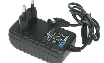 Блок питания для планшета 12W 12V 1A 5.5x2.5 JNT1210