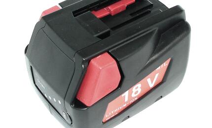 Аккумулятор для шуруповерта Milwaukee 0824-24 2.0Ah 18V черный Li-Ion