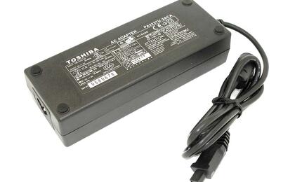 Блок питания для ноутбука Toshiba 120W 15V 8A 4 holes PA3237U-3ACA Orig