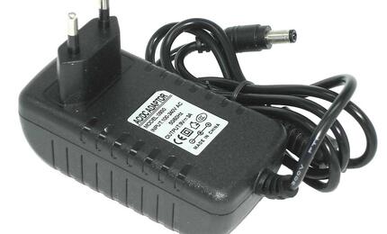 Блок питания для планшета 21W 9V 3A 5.5x2.1 0930