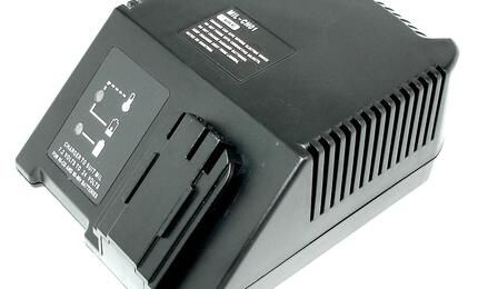 Зарядное устройство Milwaukee MIL-CH01 7.2V-24V черный