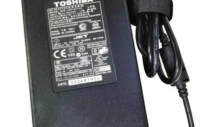 Блок питания для ноутбука Toshiba 180W 19V 9.5A 4 трапеция ADP-09T Orig